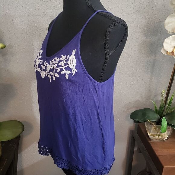 Fun2fun Anthropologie Tank Top blue embroidered - Picture 5 of 7